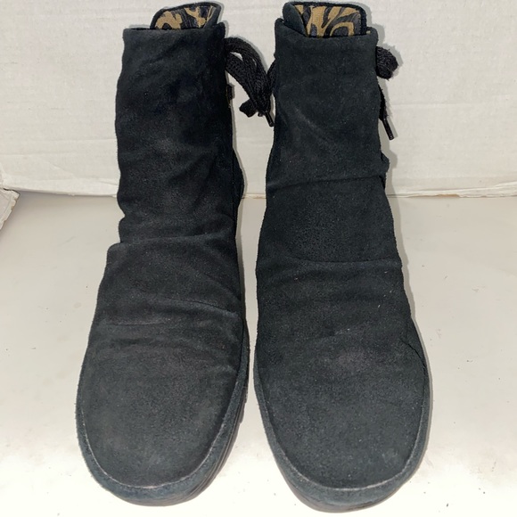 Fly London Suede Wedge Booties  With Lace Up Back Black Sz 38 7 - Picture 4 of 11